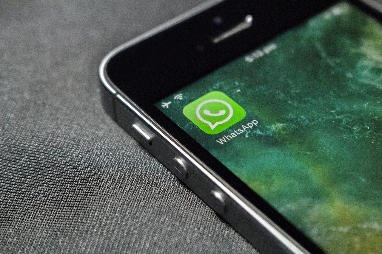 Learn How To Send WhatsApp Messages Without Being Online